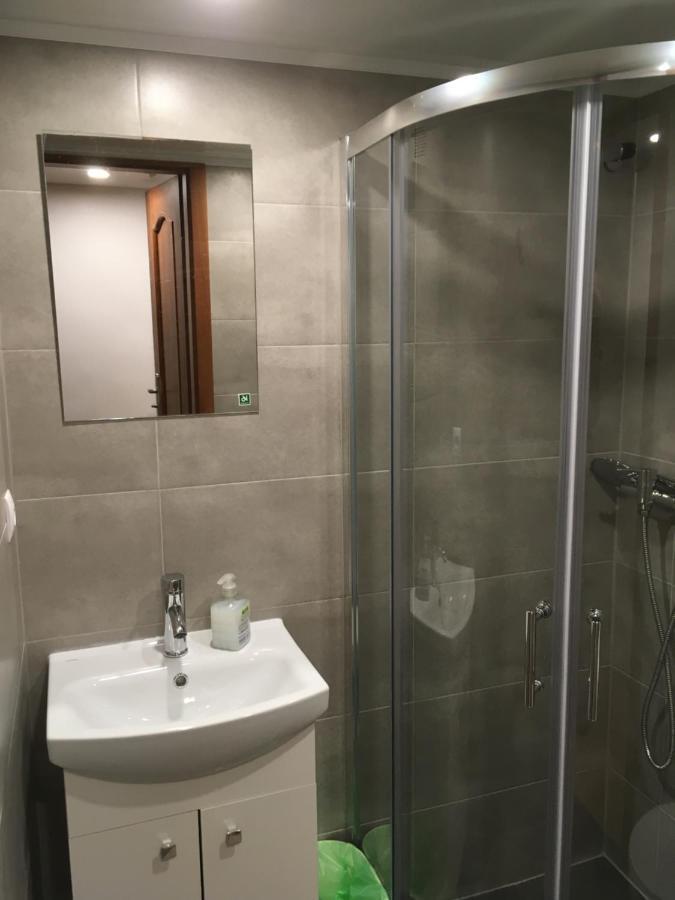 Space Apartment *